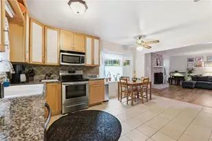2004 Kello Dr, Greensboro, NC 27455 - Photo 12