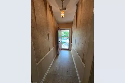 15 Collwood Court, Greensboro, NC 27409 - Photo 2