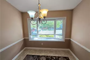 15 Collwood Ct, Greensboro, NC 27409 - Photo 8