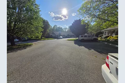 15 Collwood Court, Greensboro, NC 27409 - Photo 42