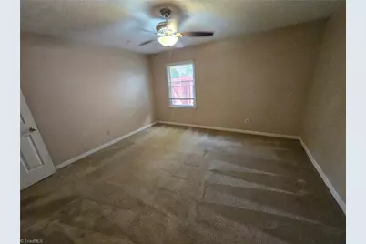 15 Collwood Court, Greensboro, NC 27409 - Photo 24