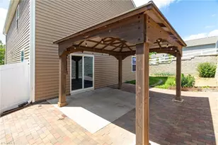 3701 Waterford Oak Trl, High Point, NC 27265 - Photo 18