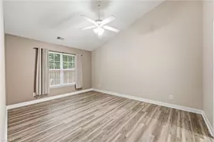 2204 Sweetbay Cir, Burlington, NC 27215 - Photo 6
