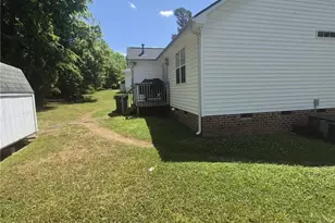 2708 Grimsley St, Greensboro, NC 27403 - Photo 6