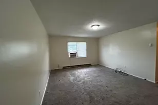 3600 Canaan Forest Dr, Greensboro, NC 27405 - Photo 4