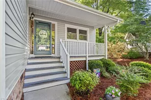 808 Carriage Crossing Ln, Greensboro, NC 27410 - Photo 2