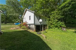 5925 Bob's Lake Rd, Hamptonville, NC 27020 - Photo 4