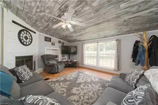 5925 Bob's Lake Rd, Hamptonville, NC 27020 - Photo 10
