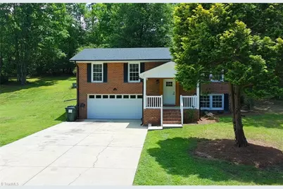117 Kingswood Place Drive, Walnut Cove, NC 27052 - Photo 1