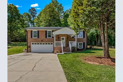 117 Kingswood Place Drive, Walnut Cove, NC 27052 - Photo 2