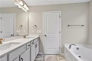 4220 Canter Crk Ln, High Point, NC 27262 - Photo 32