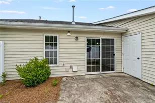 3670 Rock Meadow Cir, High Point, NC 27265 - Photo 32