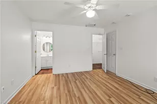 3670 Rock Meadow Cir, High Point, NC 27265 - Photo 20