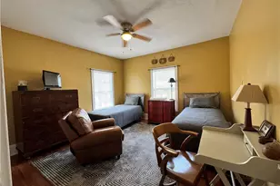 2012 E Green Dr, High Point, NC 27260 - Photo 16