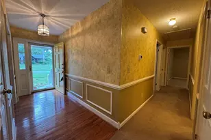 910 Forestglen Dr, Winston-Salem, NC 27103 - Photo 16
