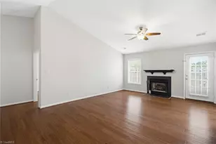 3940 Cloverwood Meadow Ln, High Point, NC 27265 - Photo 4