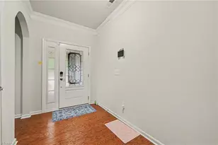 14204 Southbridge Forest Dr, Charlotte, NC 28273 - Photo 4