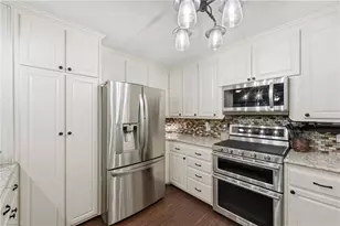 2007 Sunnybrook Dr, Burlington, NC 27215 - Photo 16