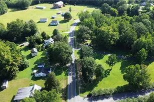 183 E Aiken Rd, Eden, NC 27288 - Photo 6