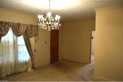 183 E Aiken Road, Eden, NC 27288 - Photo 32