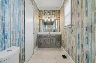 2442 Hoskins Rd, Burlington, NC 27215 - Photo 20