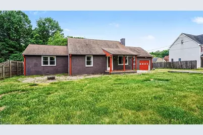 2442 Hoskins Road, Burlington, NC 27215 - Photo 2