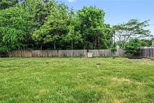 2442 Hoskins Rd, Burlington, NC 27215 - Photo 28