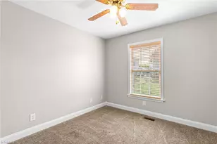 7507 Inglewood Rd, Burlington, NC 27215 - Photo 22