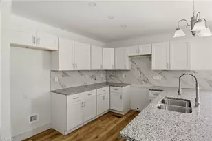 418 Bristol St, Lexington, NC 27292 - Photo 12