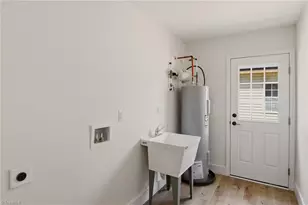 418 Bristol St, Lexington, NC 27292 - Photo 16
