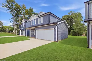458 Sanford Ave, Mocksville, NC 27028 - Photo 2
