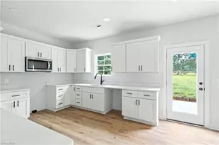 458 Sanford Ave, Mocksville, NC 27028 - Photo 12
