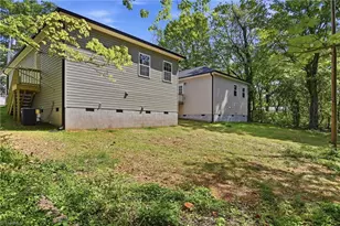 420 Bristol St, Lexington, NC 27292 - Photo 32
