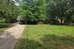2945 Kecoughtan Rd, Pfafftown, NC 27040 - Photo 2