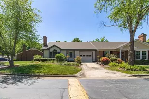 11 Buckboard Ln, Greensboro, NC 27410 - Photo 2