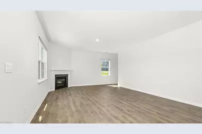 223 Lisa Lane, Winston-Salem, NC 27107 - Photo 4
