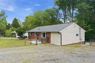 5414 Eastcrest Rd, McLeansville, NC 27301 - Photo 2