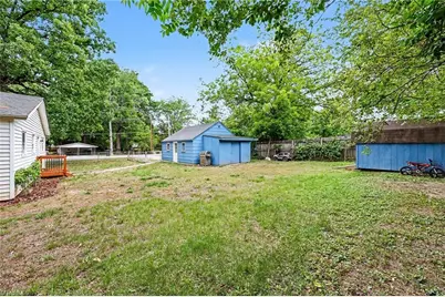 2201 Edgewood Drive, High Point, NC 27262 - Photo 16