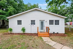 2201 Edgewood Dr, High Point, NC 27262 - Photo 18