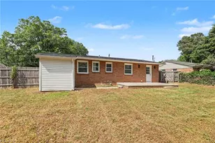 2316 Larkspur Dr, Greensboro, NC 27405 - Photo 20
