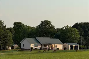 135 Blueridge View Ln, Mount Airy, NC 27030 - Photo 1