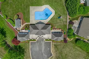 37 Wexford Cir, Thomasville, NC 27360 - Photo 42