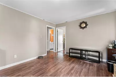 4935 Garden View Drive, Winston-Salem, NC 27107 - Photo 14