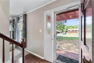 4935 Garden View Dr, Winston-Salem, NC 27107 - Photo 4