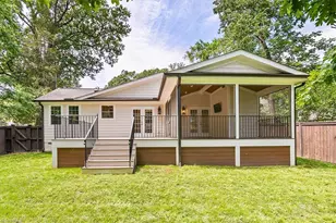 2406 Dellwood Dr, Greensboro, NC 27408 - Photo 44