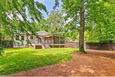 2406 Dellwood Drive, Greensboro, NC 27408 - Photo 46