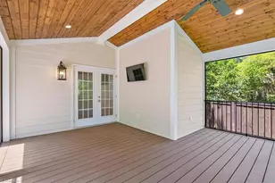 2406 Dellwood Dr, Greensboro, NC 27408 - Photo 38