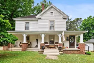 216 W 2nd St, Denton, NC 27239 - Photo 2