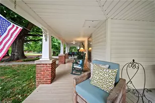 216 W 2nd St, Denton, NC 27239 - Photo 6