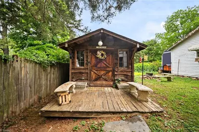216 W 2nd Street, Denton, NC 27239 - Photo 46